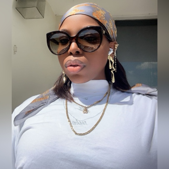 Gucci GG0325S 002 Women Cat-eye Sunglasses in Havana Frame W/brown Gradient Lens - Picture 7 of 14